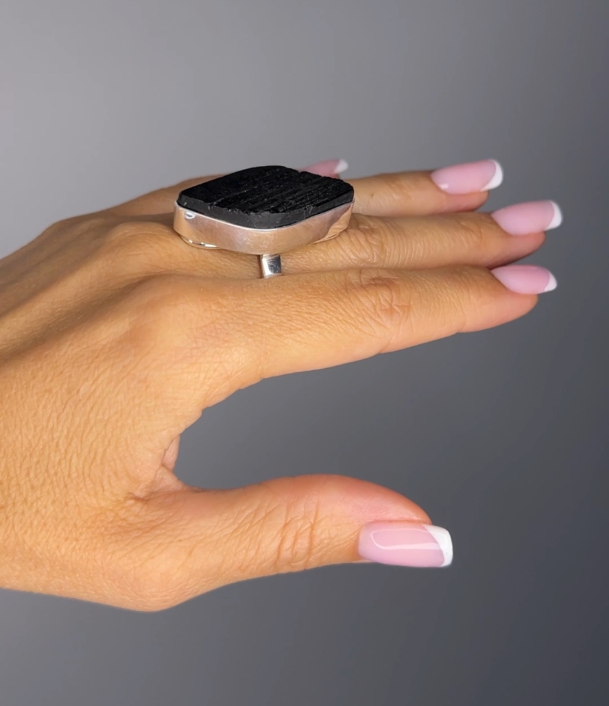 IMG_8407-746x1030-1-min